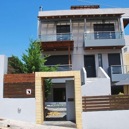 T&A Apartment,Near The Sea. Marathón 外观 照片