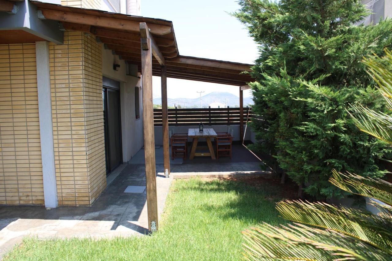 T&A Apartment,Near The Sea. Marathón 外观 照片